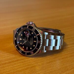 Rolex Submariner date 16610 modèle 2005