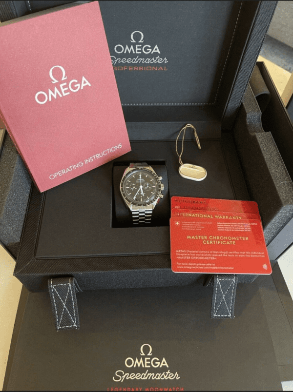 Omega Speedmaster Moonwatch Chronometer